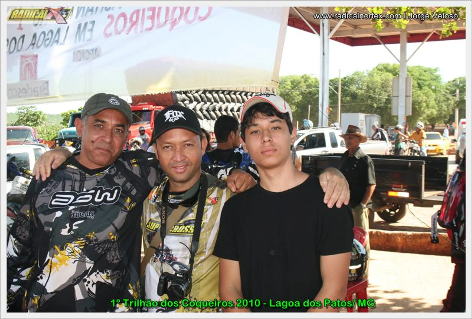 /image/1o-trilhao-dos-coqueiros-movimentou-lagoa-dos-patos-mg-e-consolidou-a-cidade-como-referencia-no-motociclismo-regional?src=https%3A%2F%2Fradicalnorte.wordpress.com%2Fwp-content%2Fuploads%2F2010%2F12%2Frx-04jv.jpg&w=2000&q=85