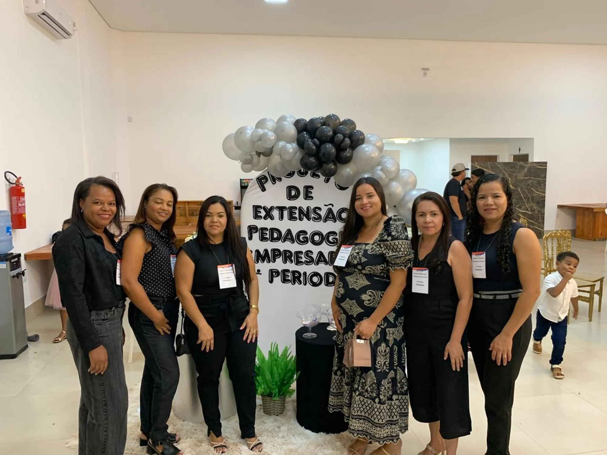 /image/encontro-do-projeto-de-extensao-em-pedagogia-empresarial-fortalece-integracao-academica-e-participacao-do-poder-publico-em-lagoa-dos-patos-mg?src=https%3A%2F%2Fimg1.pixhost.to%2Fimages%2F10644%2F668094314_c53dcd1d-6a29-40e4-b55e-e4bdd1139d0f.jpg&w=2000&q=85