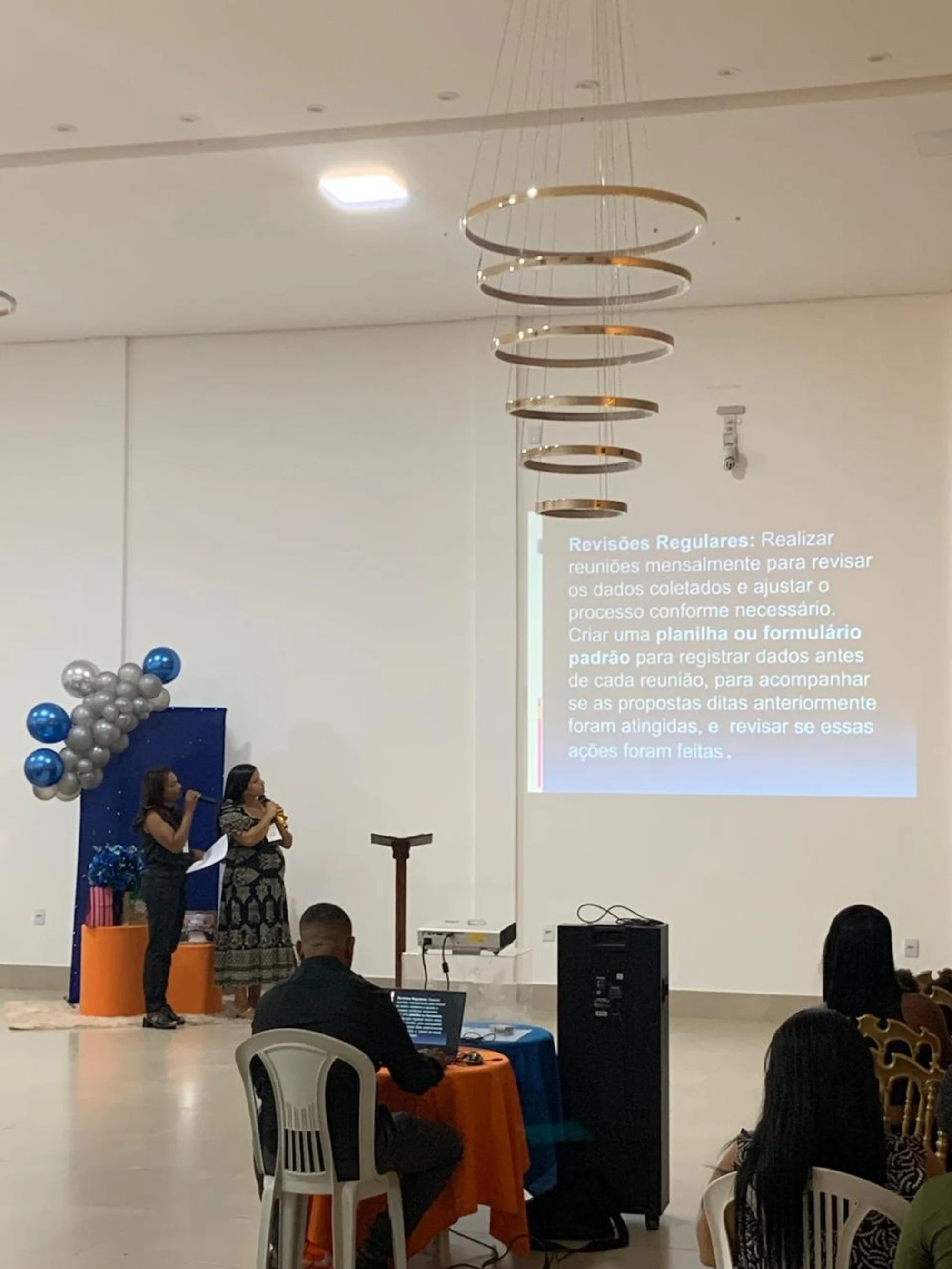 /image/encontro-do-projeto-de-extensao-em-pedagogia-empresarial-fortalece-integracao-academica-e-participacao-do-poder-publico-em-lagoa-dos-patos-mg?src=https%3A%2F%2Fimg1.pixhost.to%2Fimages%2F10644%2F668094360_1b21a17d-4bd8-4fa3-8ee3-f116d036b1d1.jpg&w=2000&q=85