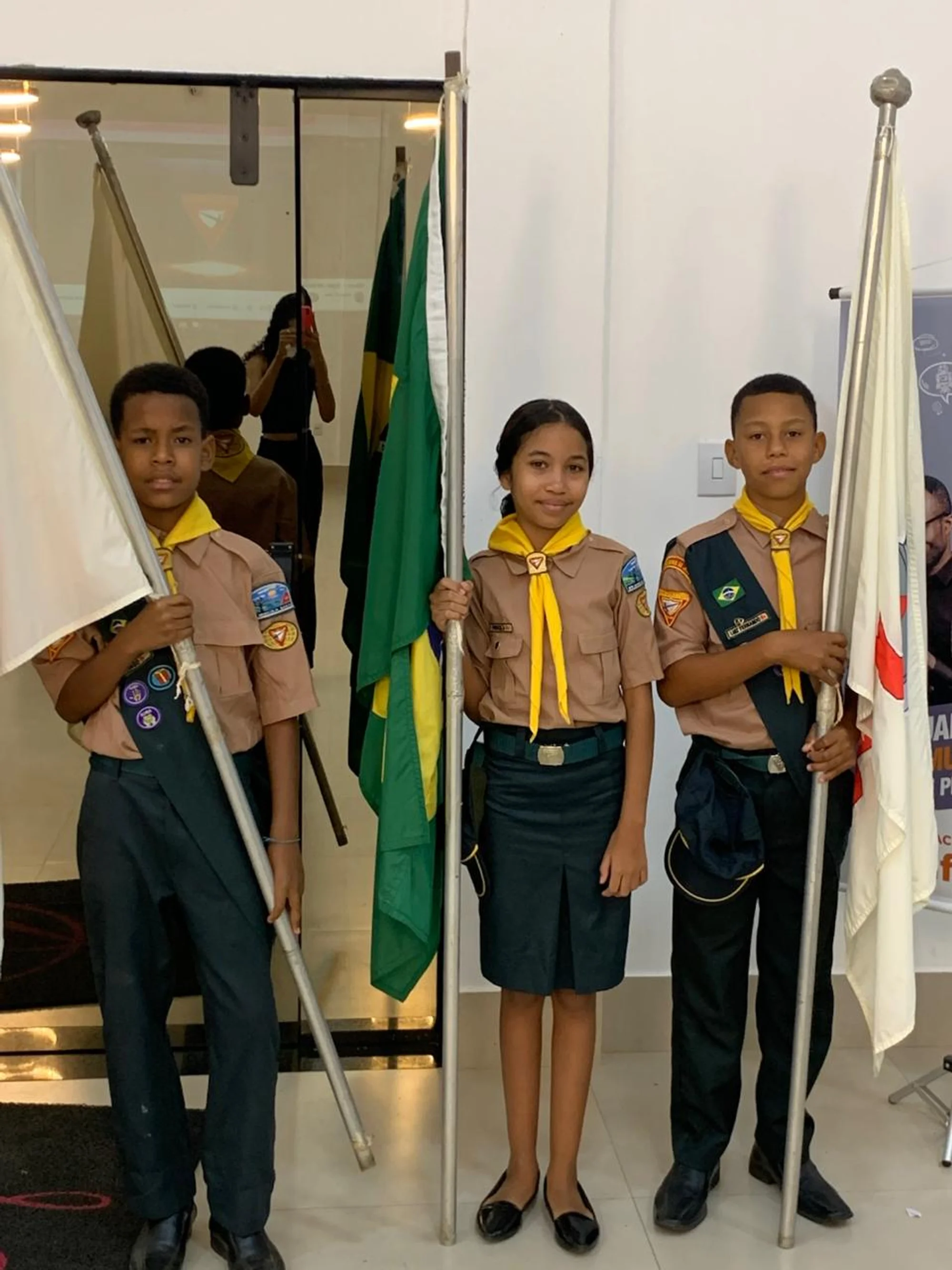 /image/encontro-do-projeto-de-extensao-em-pedagogia-empresarial-fortalece-integracao-academica-e-participacao-do-poder-publico-em-lagoa-dos-patos-mg?src=https%3A%2F%2Fimg1.pixhost.to%2Fimages%2F10644%2F668094404_a83e6d8f-5c45-482c-bb73-9315a2b301c4.jpg&w=2000&q=85