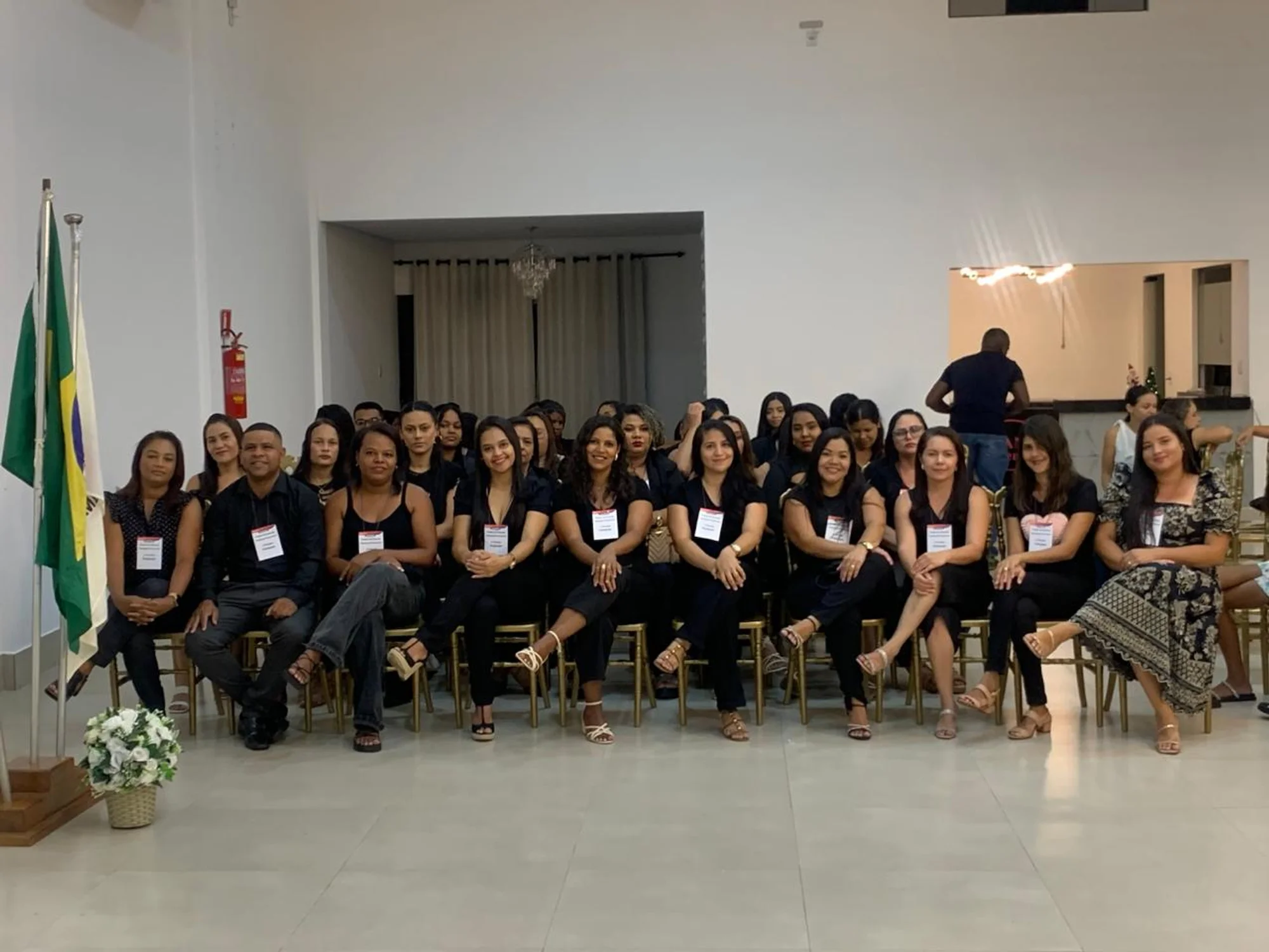 /image/encontro-do-projeto-de-extensao-em-pedagogia-empresarial-fortalece-integracao-academica-e-participacao-do-poder-publico-em-lagoa-dos-patos-mg?src=https%3A%2F%2Fimg1.pixhost.to%2Fimages%2F10644%2F668094419_1bc5a1a5-804b-4fe9-bf8f-c947ae13ea2f.jpg&w=2000&q=85