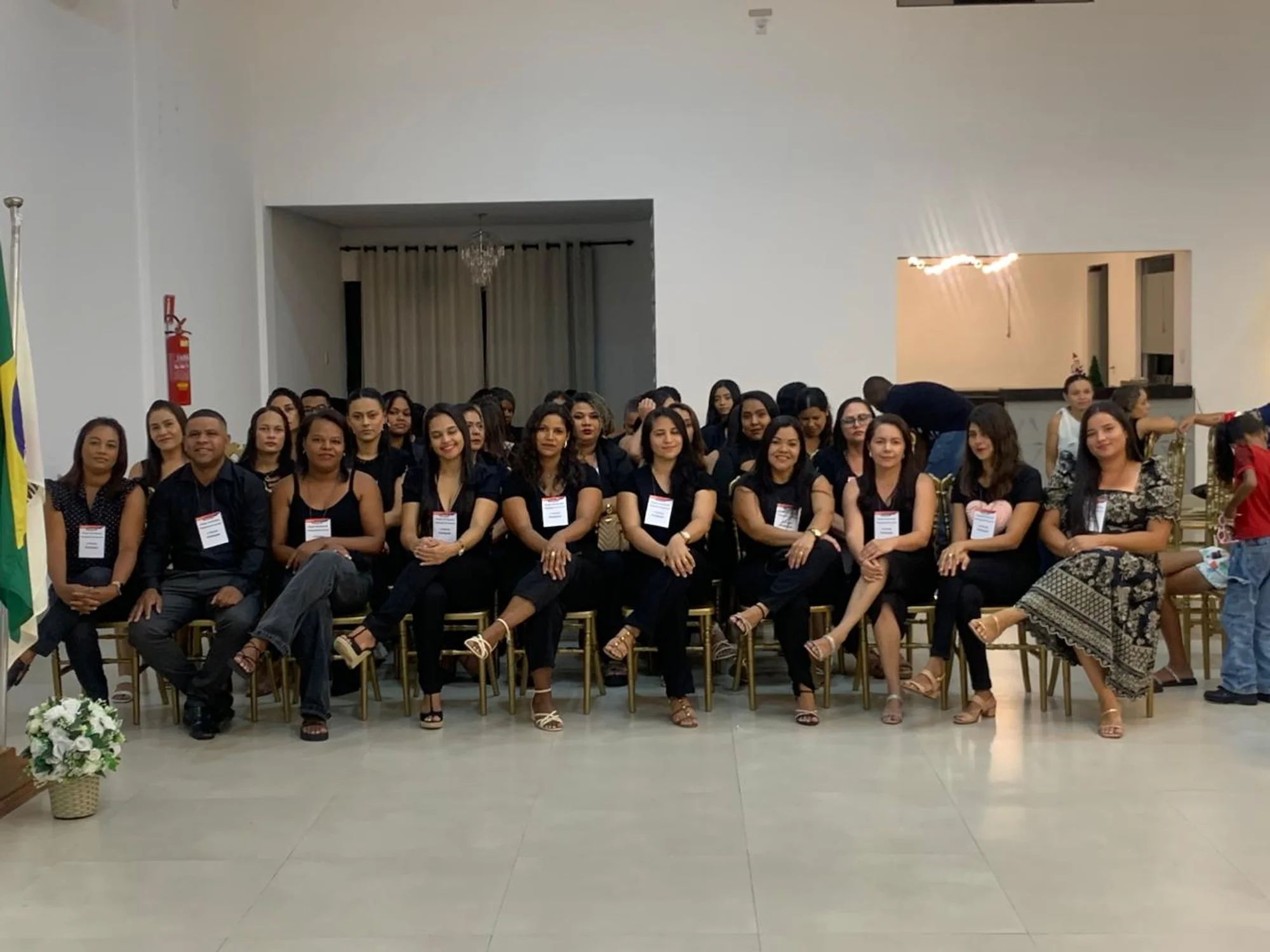 /image/encontro-do-projeto-de-extensao-em-pedagogia-empresarial-fortalece-integracao-academica-e-participacao-do-poder-publico-em-lagoa-dos-patos-mg?src=https%3A%2F%2Fimg1.pixhost.to%2Fimages%2F10644%2F668094422_aa5679f1-8fc9-4356-8e5b-c214c86ee697.jpg&w=2000&q=85