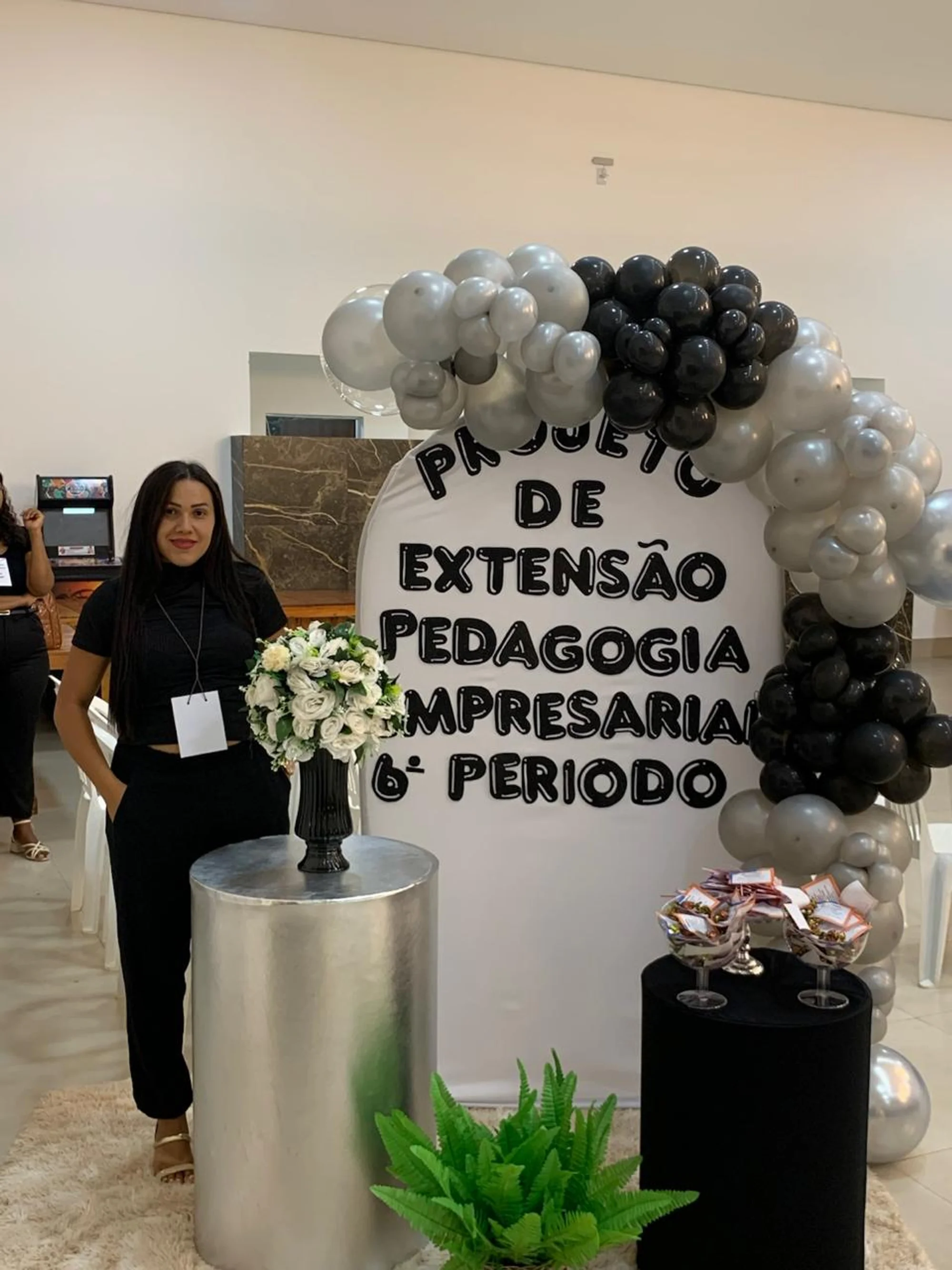 /image/encontro-do-projeto-de-extensao-em-pedagogia-empresarial-fortalece-integracao-academica-e-participacao-do-poder-publico-em-lagoa-dos-patos-mg?src=https%3A%2F%2Fimg1.pixhost.to%2Fimages%2F10644%2F668094442_ef5ed40c-f7fb-477c-8f2c-2aee804da923.jpg&w=2000&q=85
