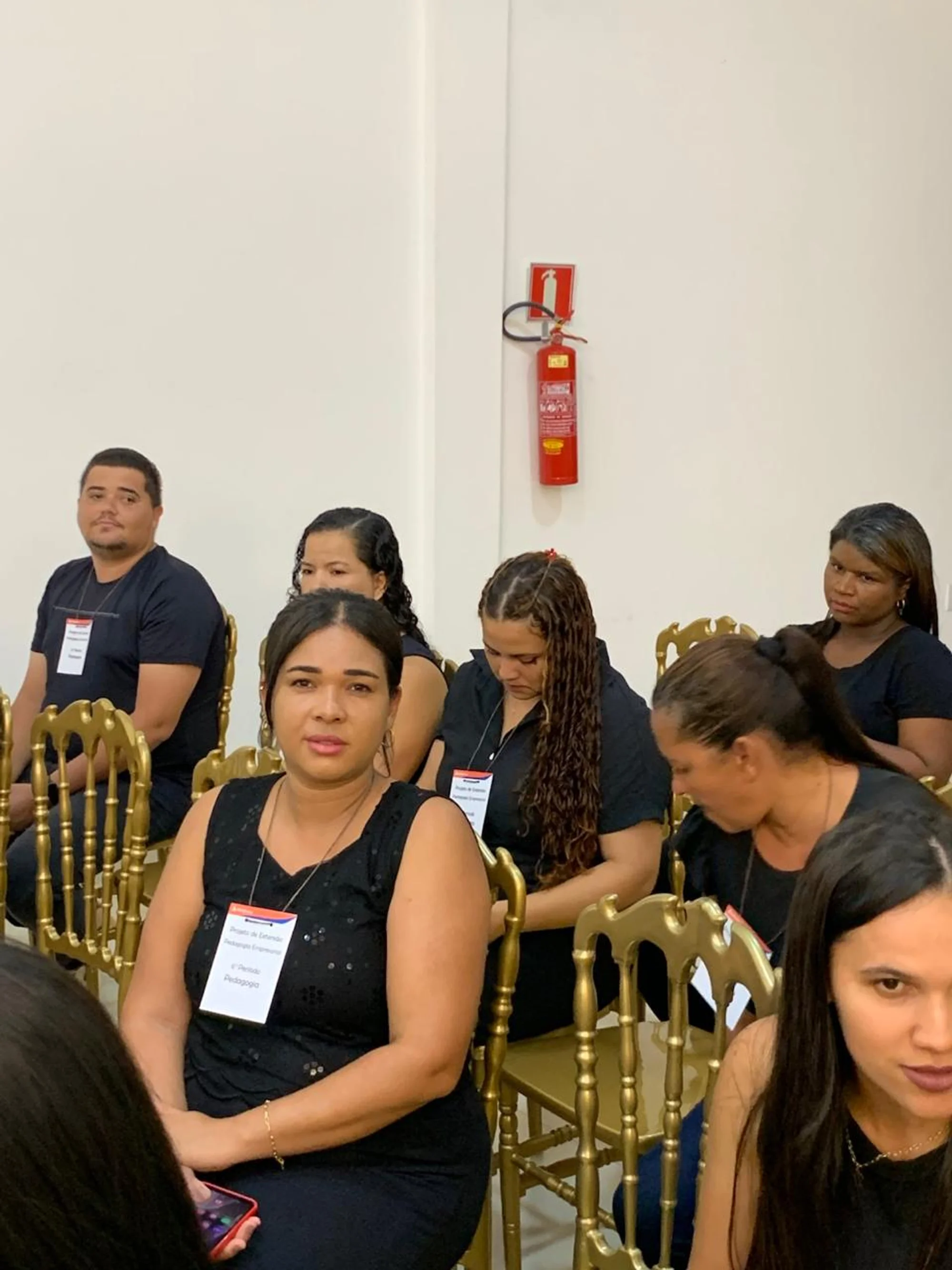 /image/encontro-do-projeto-de-extensao-em-pedagogia-empresarial-fortalece-integracao-academica-e-participacao-do-poder-publico-em-lagoa-dos-patos-mg?src=https%3A%2F%2Fimg1.pixhost.to%2Fimages%2F10644%2F668094445_2659df44-c751-43c1-b1e9-45c4e3679725.jpg&w=2000&q=85