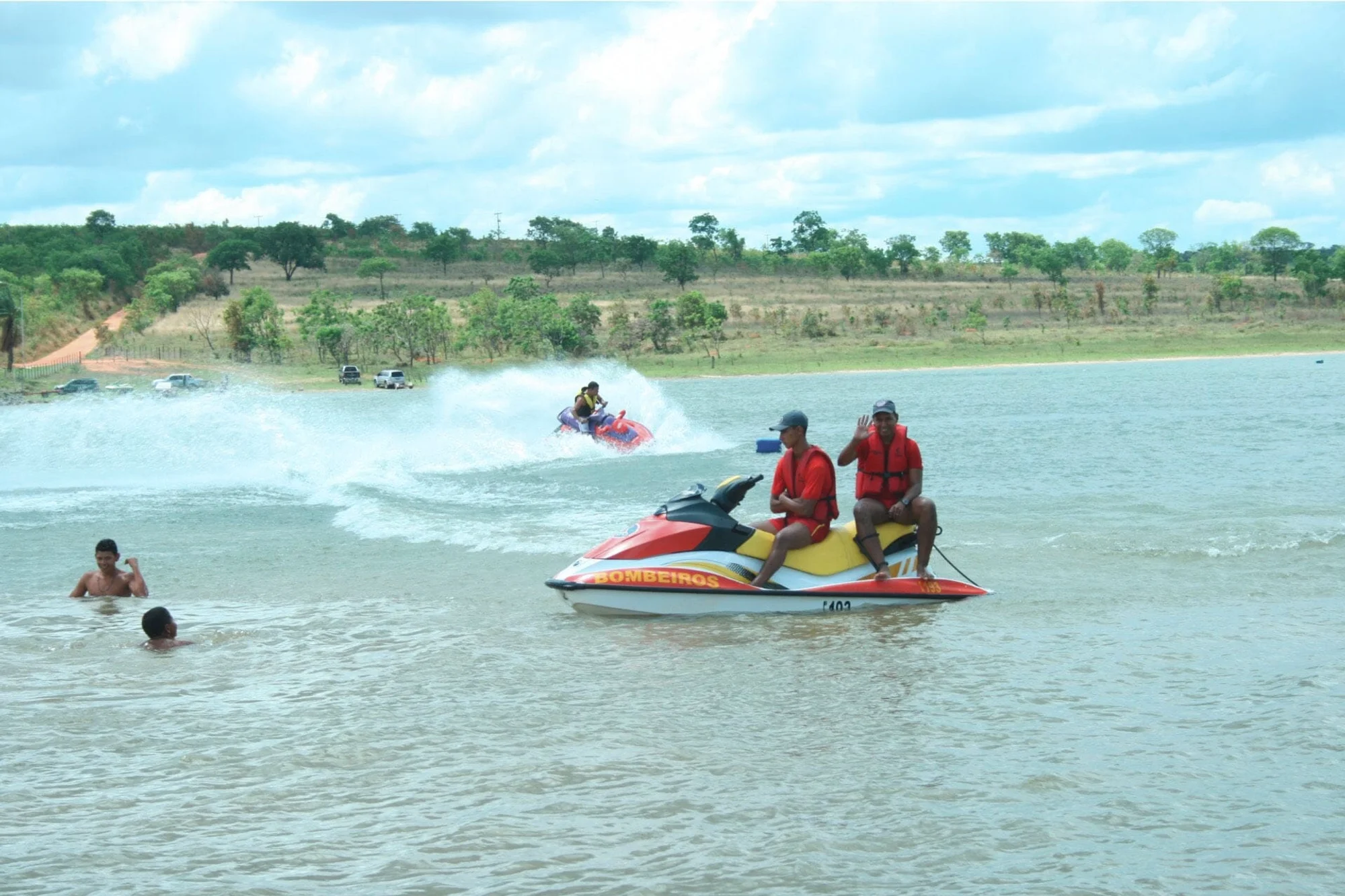 /image/fotos-antigas-lagoa-dos-patos-mg-em-memorias?src=https%3A%2F%2Fialkyrog.sirv.com%2Fsala%2Ffotos-antigas-lagoa-dos-patos-mg-65.jpg&w=2000&q=85