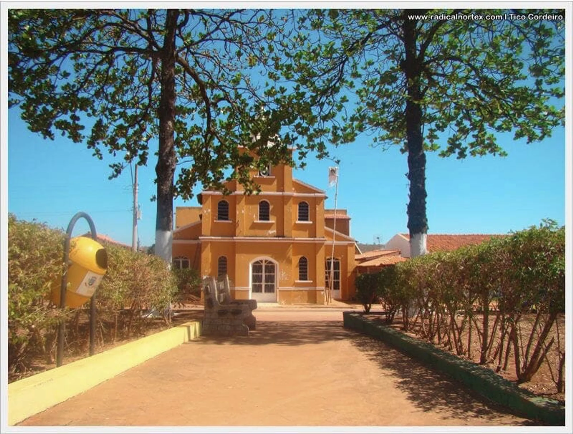 /image/fotos-antigas-lagoa-dos-patos-mg-em-memorias?src=https%3A%2F%2Fialkyrog.sirv.com%2Fsala%2Ffotos-antigas-lagoa-dos-patos-mg-76.jpg&w=2000&q=85