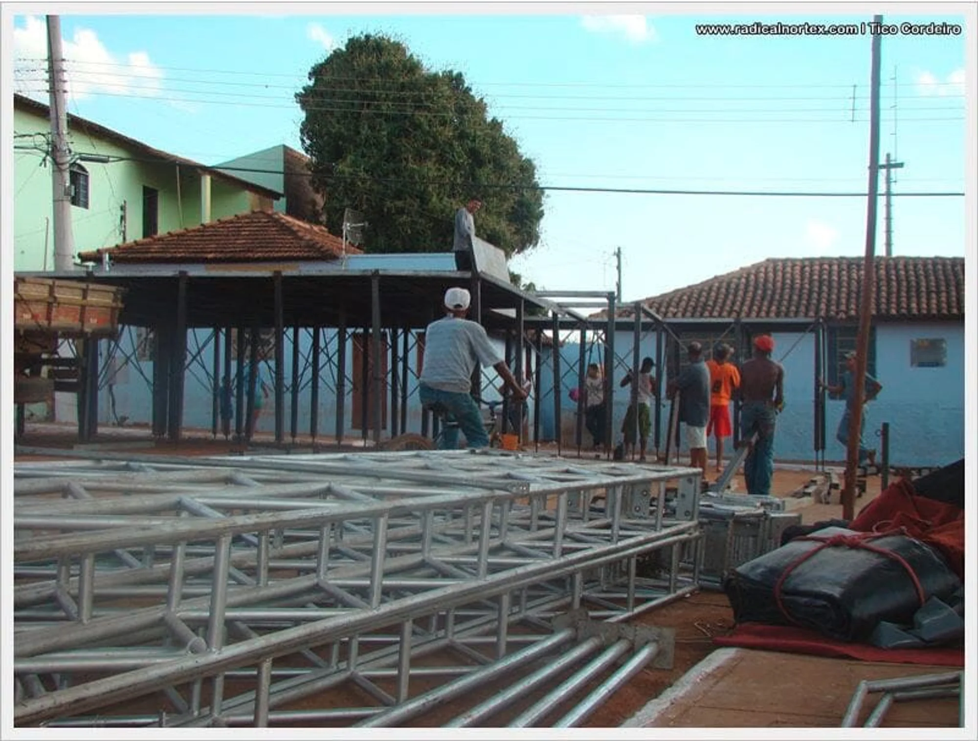 /image/fotos-antigas-lagoa-dos-patos-mg-em-memorias?src=https%3A%2F%2Fialkyrog.sirv.com%2Fsala%2Ffotos-antigas-lagoa-dos-patos-mg-77.jpg&w=2000&q=85