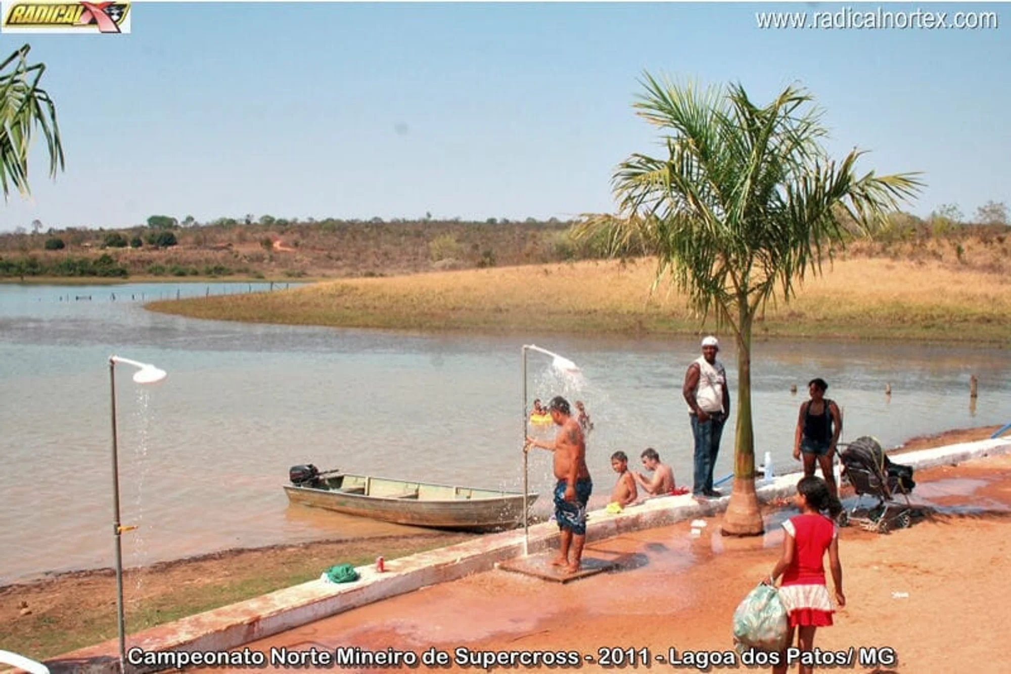 /image/fotos-antigas-lagoa-dos-patos-mg-em-memorias?src=https%3A%2F%2Fialkyrog.sirv.com%2Fsala%2Ffotos-antigas-lagoa-dos-patos-mg-81.jpg&w=2000&q=85