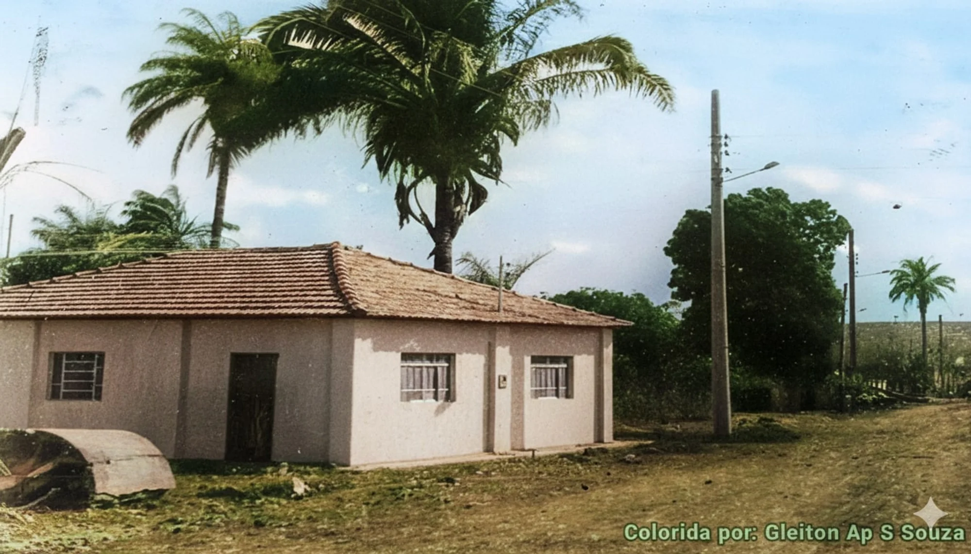 /image/fotos-antigas-lagoa-dos-patos-mg-em-memorias?src=https%3A%2F%2Fimg1.pixhost.to%2Fimages%2F10289%2F662749801_lagoa-fotos-antigas-1.jpg&w=2000&q=85