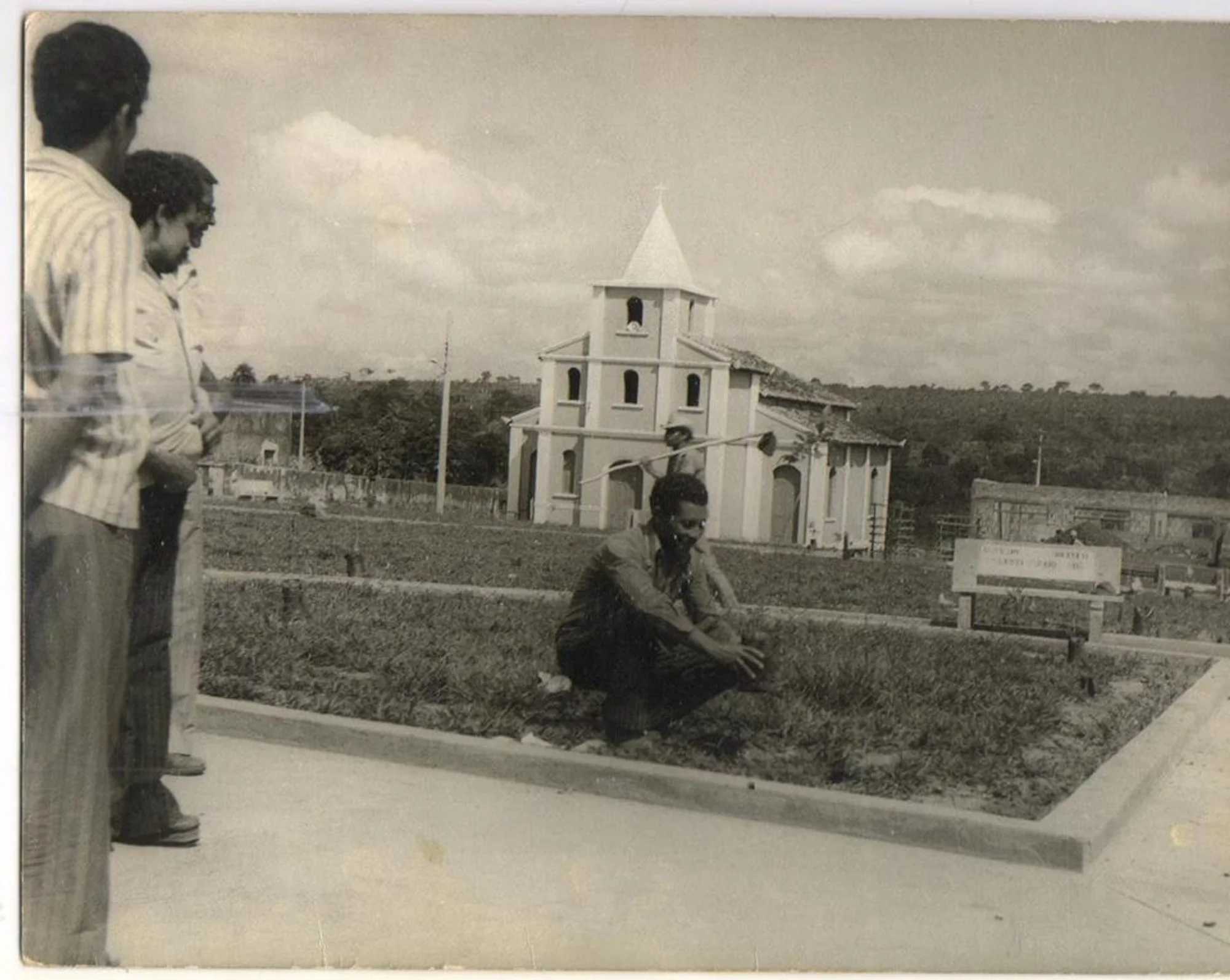 /image/fotos-antigas-lagoa-dos-patos-mg-em-memorias?src=https%3A%2F%2Fimg1.pixhost.to%2Fimages%2F10289%2F662749846_fotos-antigas-lagoa-dos-patos-mg-14.jpg&w=2000&q=85