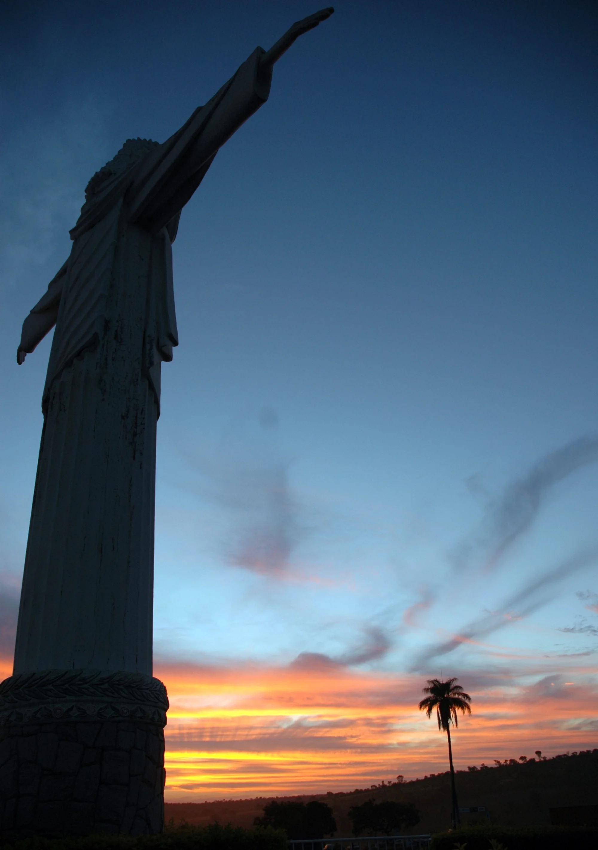 /image/fotos-antigas-lagoa-dos-patos-mg-em-memorias?src=https%3A%2F%2Fimg1.pixhost.to%2Fimages%2F10289%2F662750092_fotos-antigas-lagoa-dos-patos-mg-25.jpg&w=2000&q=85