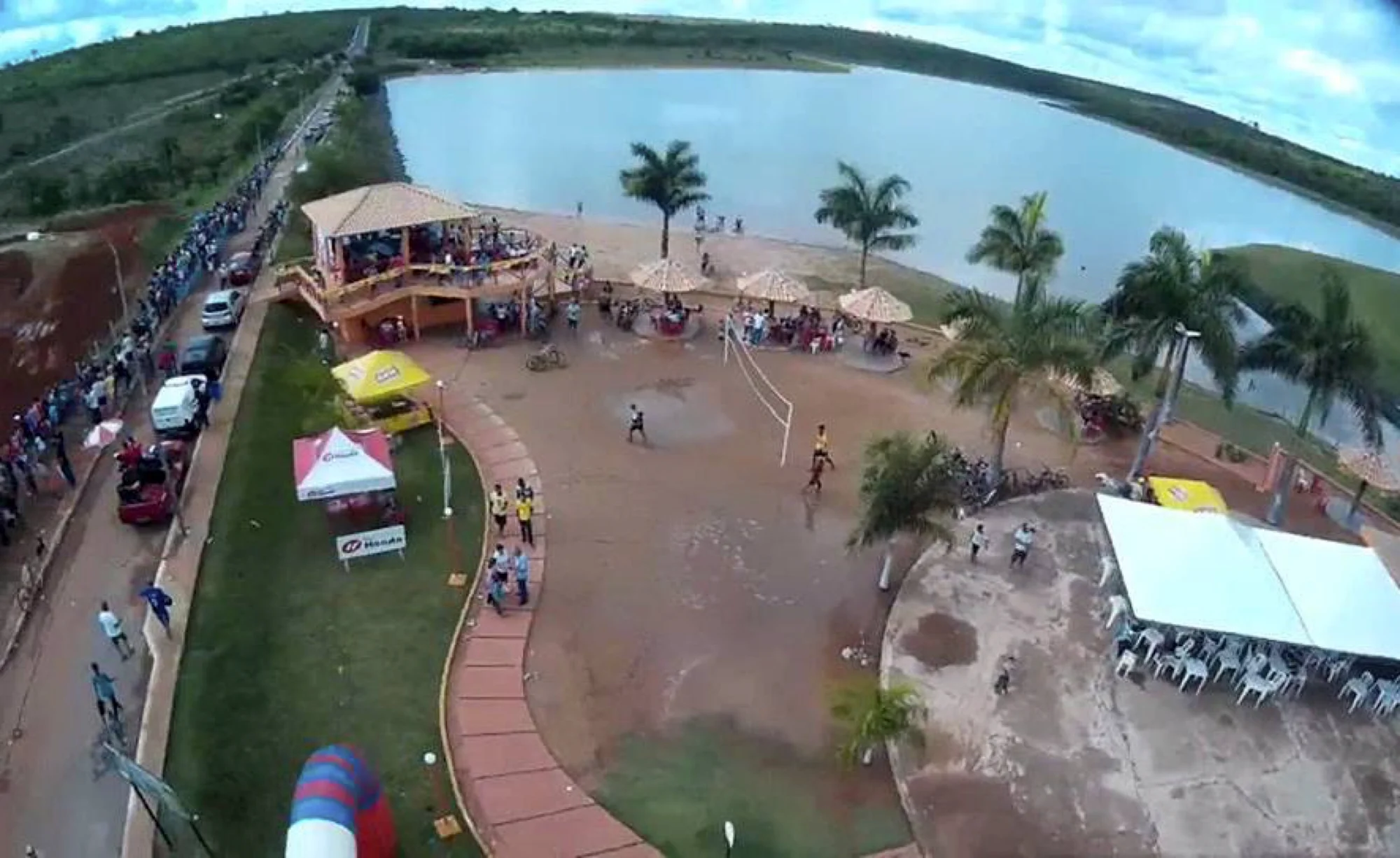 /image/fotos-antigas-lagoa-dos-patos-mg-em-memorias?src=https%3A%2F%2Fimg1.pixhost.to%2Fimages%2F10289%2F662750541_acao-global-lagoa-dos-patos-motocross-09.jpg&w=2000&q=85