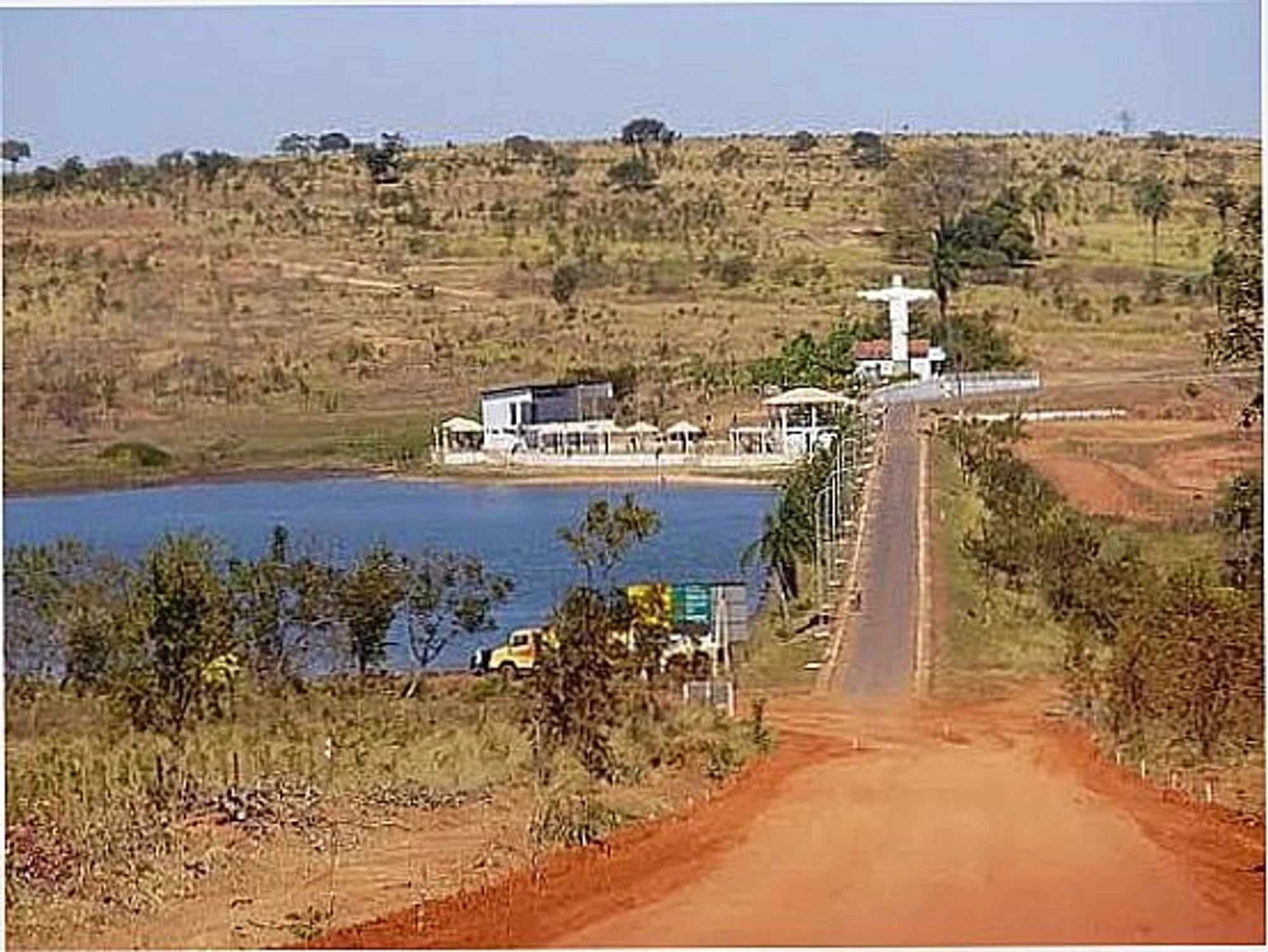 /image/fotos-antigas-lagoa-dos-patos-mg-em-memorias?src=https%3A%2F%2Fimg1.pixhost.to%2Fimages%2F10853%2F670787396_lagoa-dos-patos-mg-9.jpg&w=2000&q=85