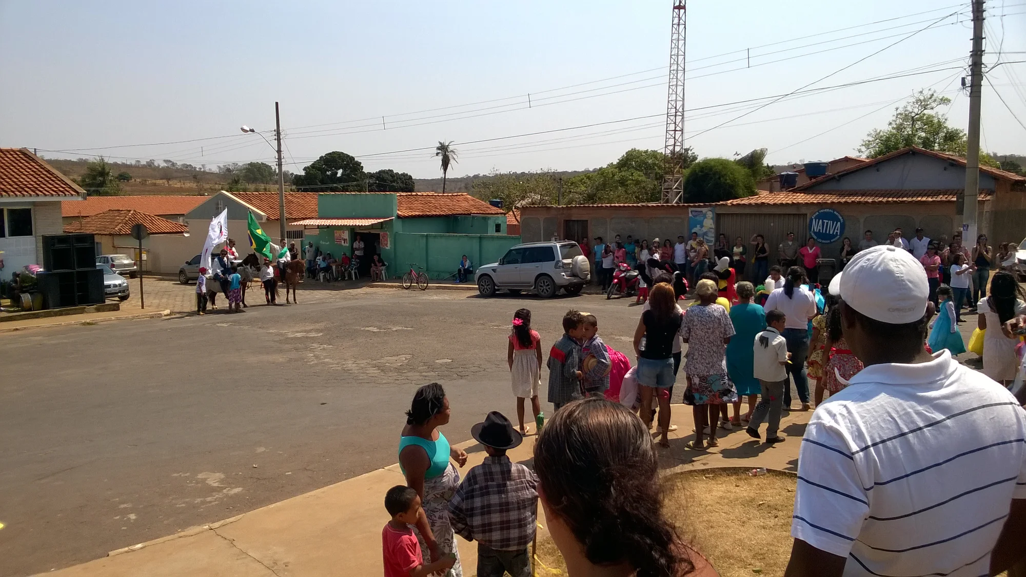 /image/fotos-antigas-lagoa-dos-patos-mg-em-memorias?src=https%3A%2F%2Fimg1.pixhost.to%2Fimages%2F11428%2F680878961_lagoa-dos-patos-mg-10.jpg&w=2000&q=85