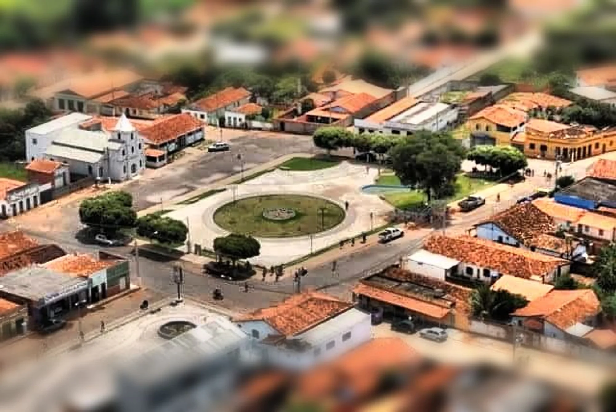 /image/fotos-antigas-lagoa-dos-patos-mg-em-memorias?src=https%3A%2F%2Fimg1.pixhost.to%2Fimages%2F11428%2F680879106_lagoa-dos-patos-mg-2.jpg&w=2000&q=85