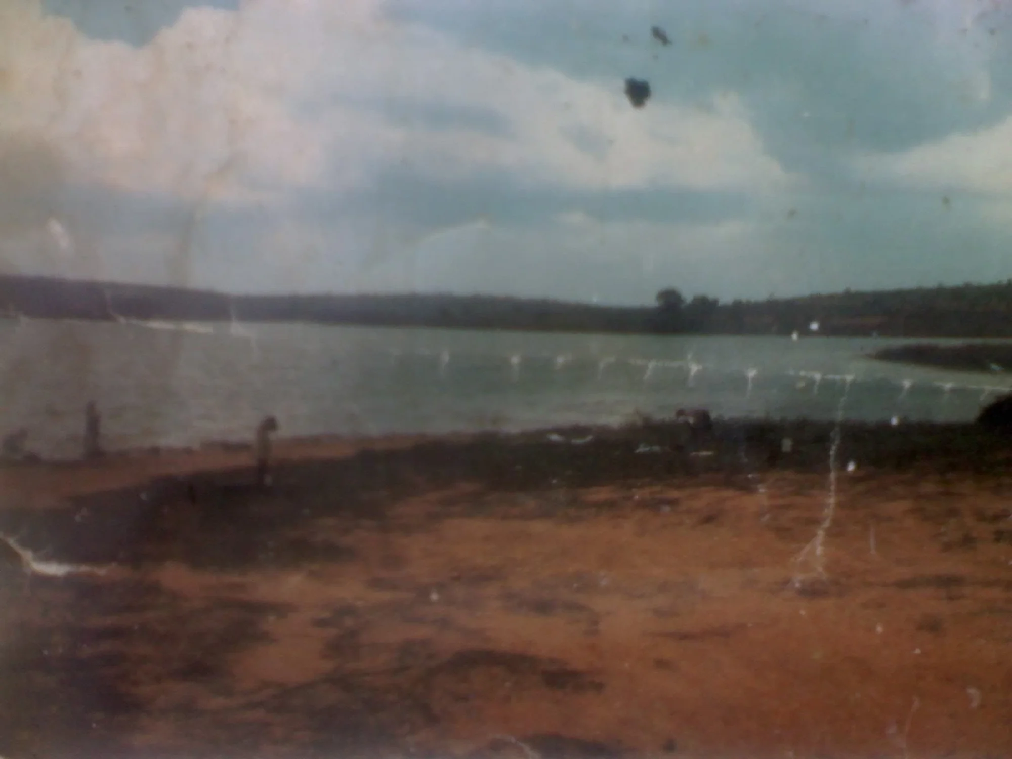 /image/fotos-antigas-lagoa-dos-patos-mg-em-memorias?src=https%3A%2F%2Fimg1.pixhost.to%2Fimages%2F11691%2F685943634_08-08-10_0838.jpg&w=2000&q=85
