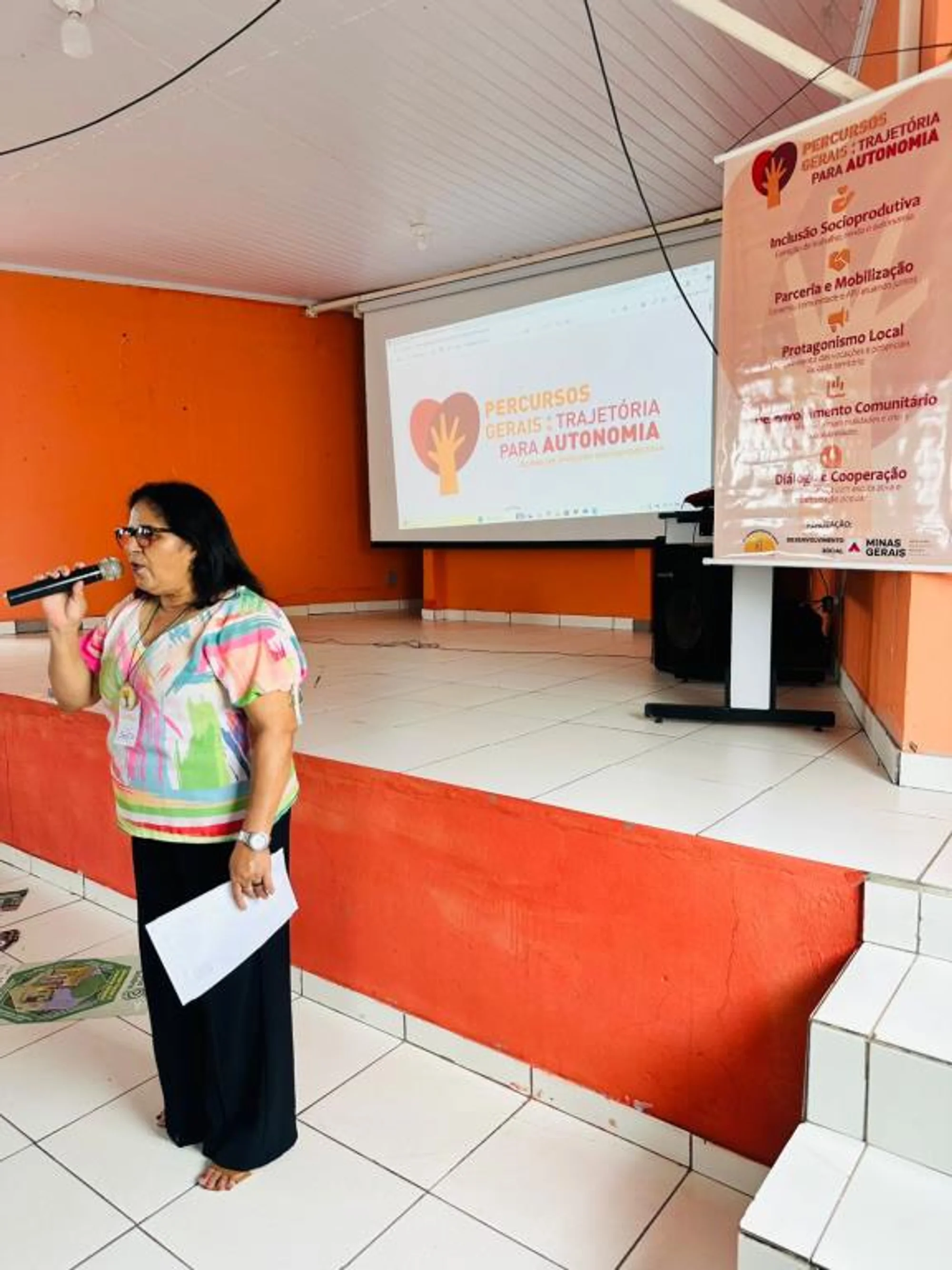 /image/lagoa-dos-patos-mg-promove-1a-oficina-do-programa-percursos-gerais-e-fortalece-agricultura-familiar-e-geracao-de-renda?src=https%3A%2F%2Fecrie.com.br%2Fsistema%2Fconteudos%2Fimagem%2Fm_276_27_2_04112025075820.jpg&w=2000&q=85