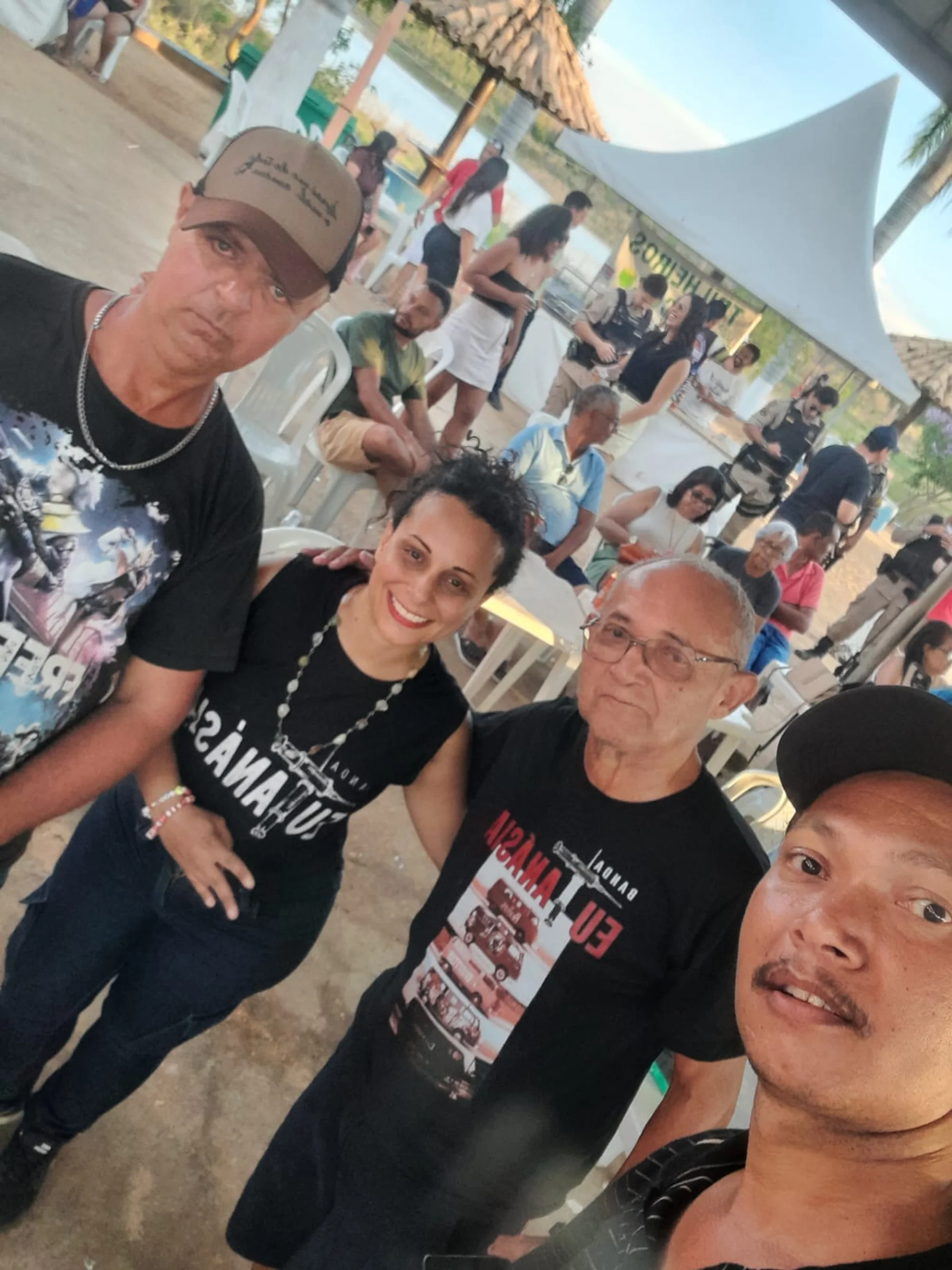 /image/lagoa-dos-patos-mg-realiza-a-1a-caminhada-e-corrida-o-1o-torneio-de-peteca-e-o-5o-trilhao-dos-coqueiros-no-balneario-da-lagoa?src=https%3A%2F%2Fimg1.pixhost.to%2Fimages%2F10360%2F663752698_whatsapp-image-2025-11-11-at-15-51-16-1.jpg&w=2000&q=85